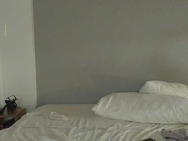 Bella-J live cam on BongaCams