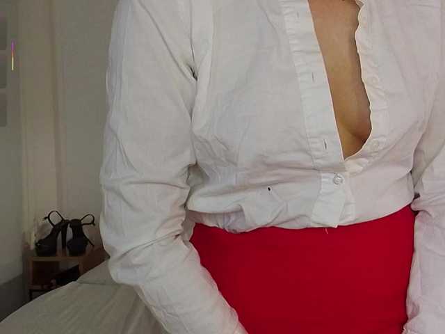 Bella-J live cam on BongaCams
