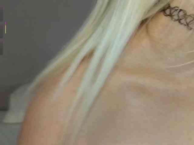 Bella_Byers webcam