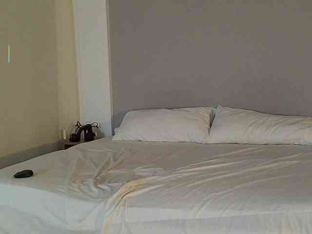 Bella_Byers webcam