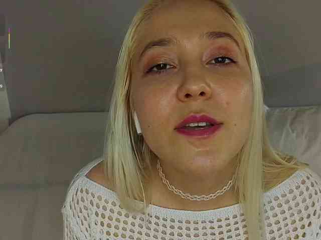 Bella_Byers webcam