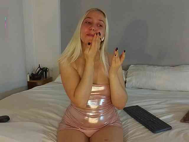 Bella_Byers webcam