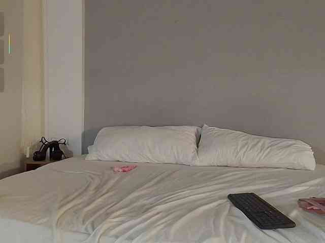 Bella_Byers webcam