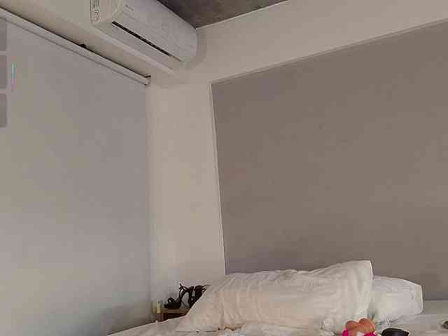 Bella_Byers webcam