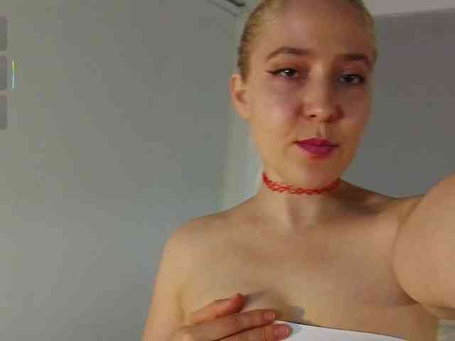 Bella-J Sex Cam Show