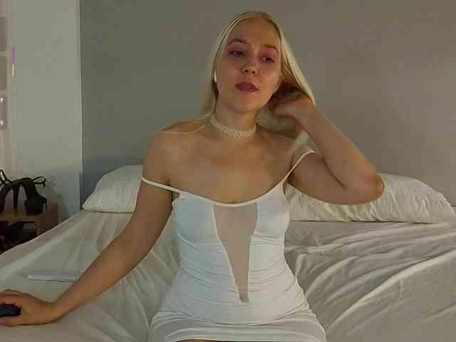 Bella_Byers webcam