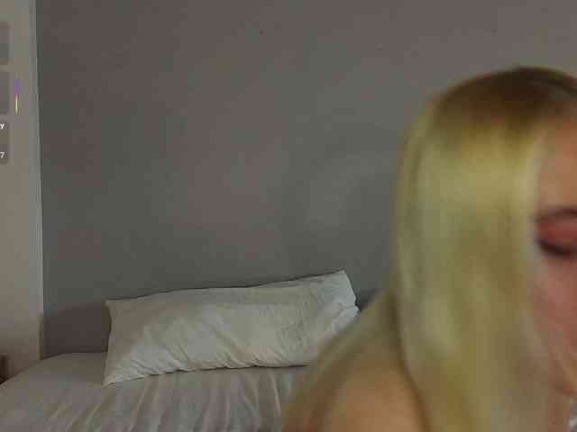 Bella_Byers webcam