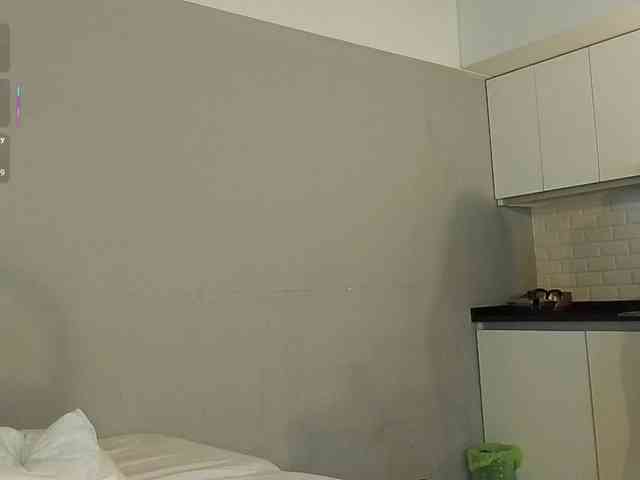 Bella_Byers webcam