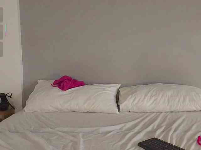 Bella_Byers webcam