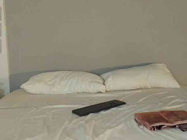 Bella_Byers webcam