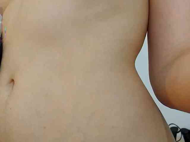Bella_Byers webcam