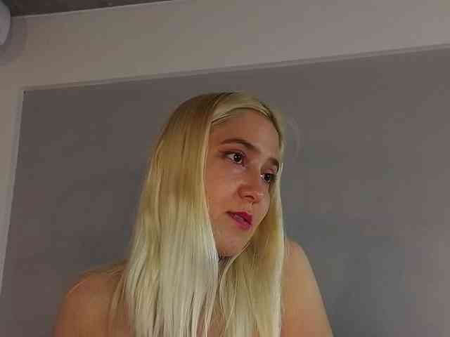 Bella-J