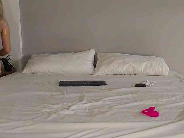 Bella_Byers webcam