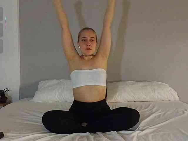 Bella_Byers webcam