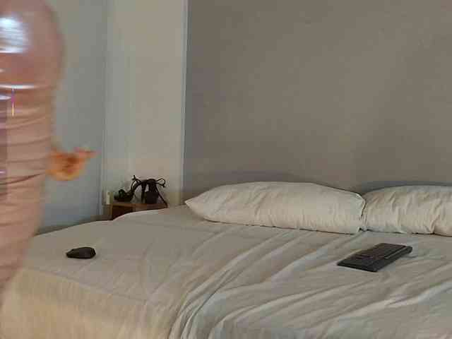 Bella_Byers webcam