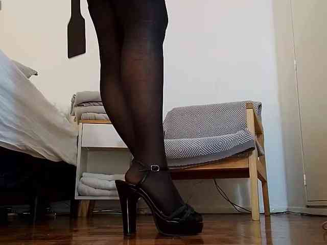 Bella_Byers webcam