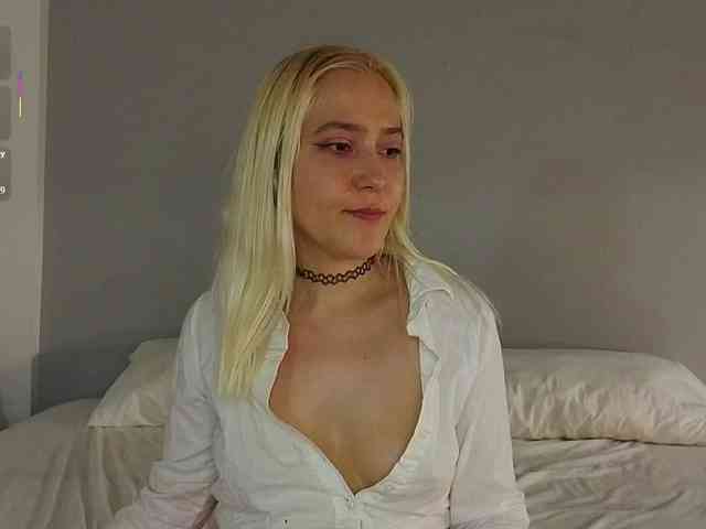 Bella_Byers webcam