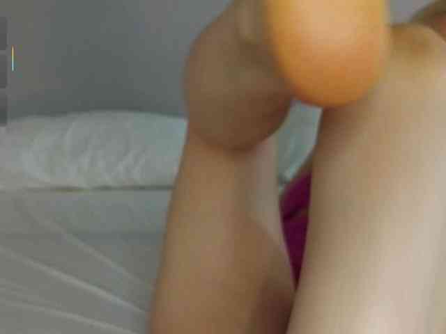 Bella_Byers webcam