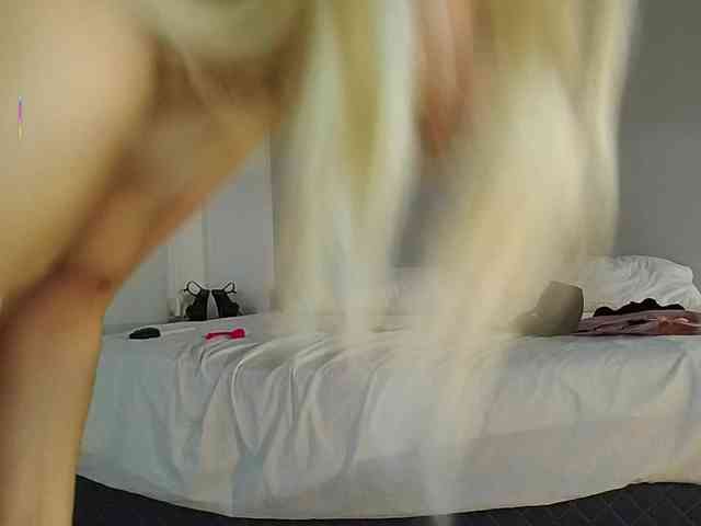 Bella_Byers webcam