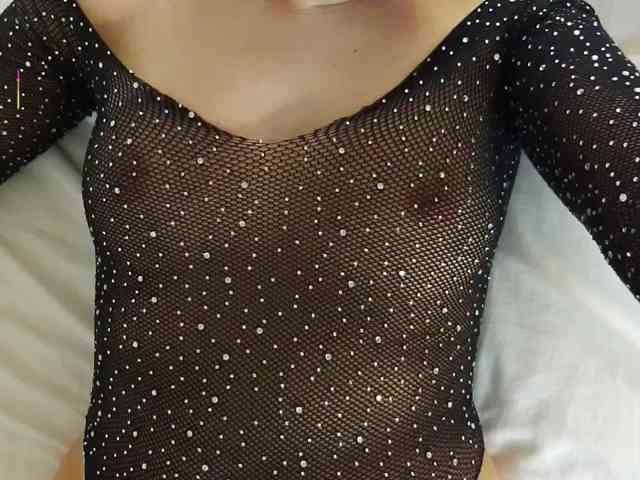 Bella_Byers webcam