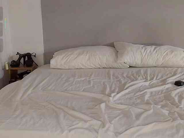 Bella_Byers webcam