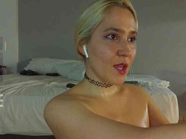 Bella_Byers webcam