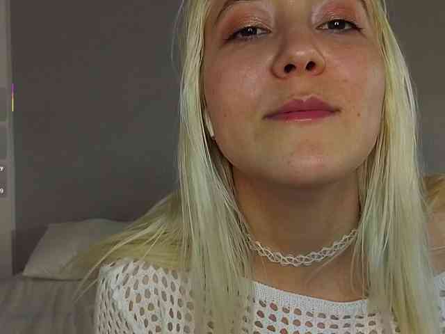 Bella-J Sex Cam Show