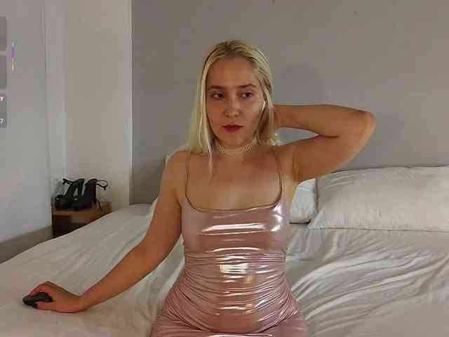 Bella_Byers webcam