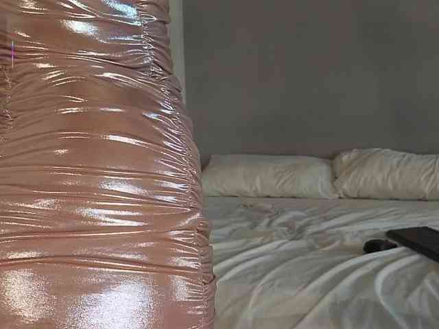 Bella_Byers webcam