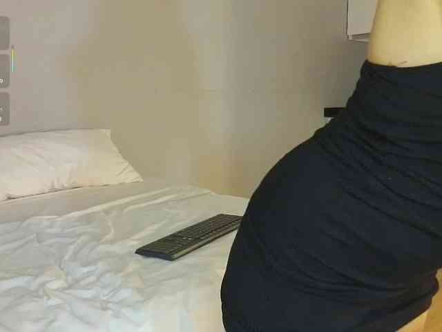 Bella_Byers webcam