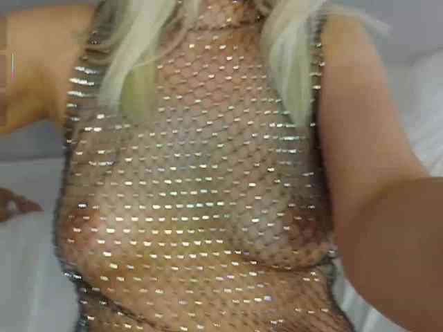 Bella_Byers