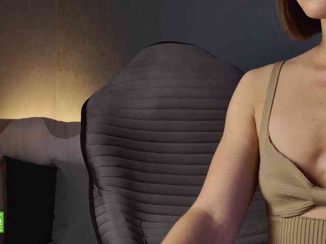 Jenniee webcam