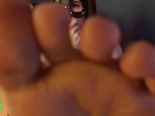 Jenniee webcam