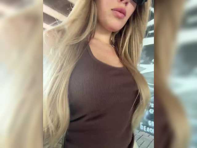 Chloee preview