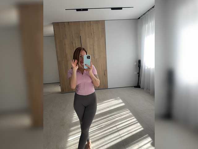KiraBlake live cam on BongaCams