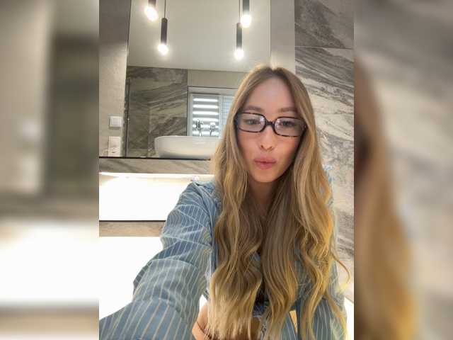 Live трансляция Chloee - slutnetki.online