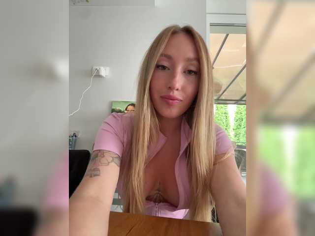 KiraBlake Profile Photo