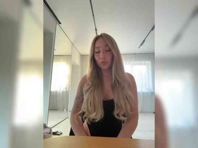 Chloee webcam