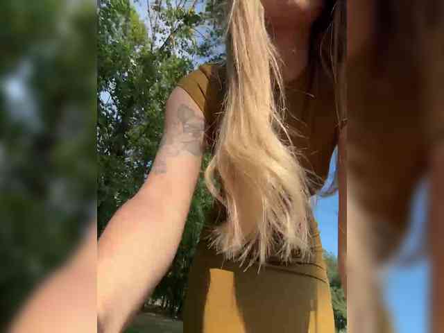 Chloee webcam