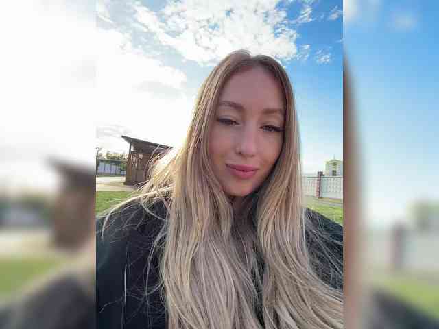 Модель: Chloee