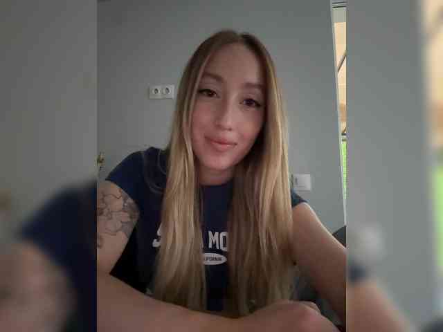 Chloee webcam