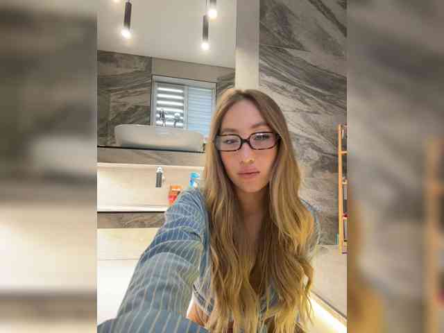 Chloee