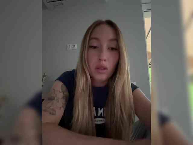 Chloee webcam