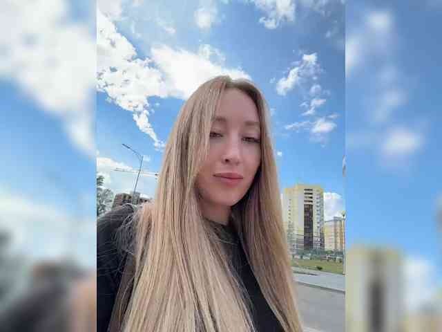 Chloee webcam