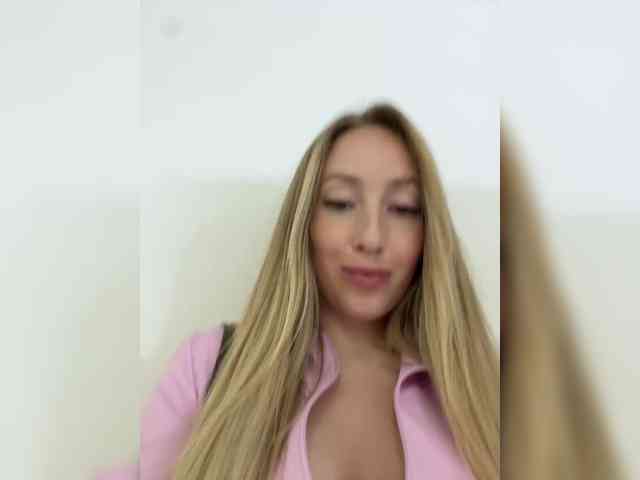 Chloee webcam