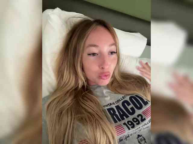 Chloee webcam