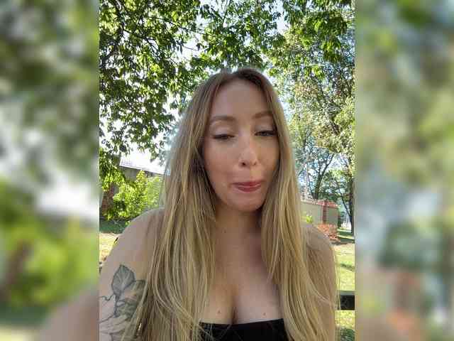 Chloee webcam