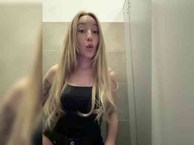 Chloee webcam