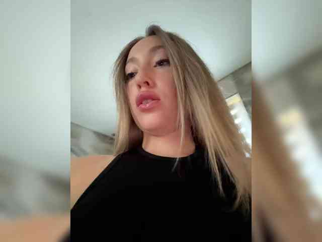 Chloee webcam
