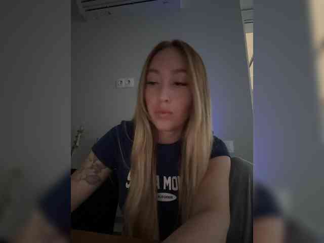 Chloee webcam